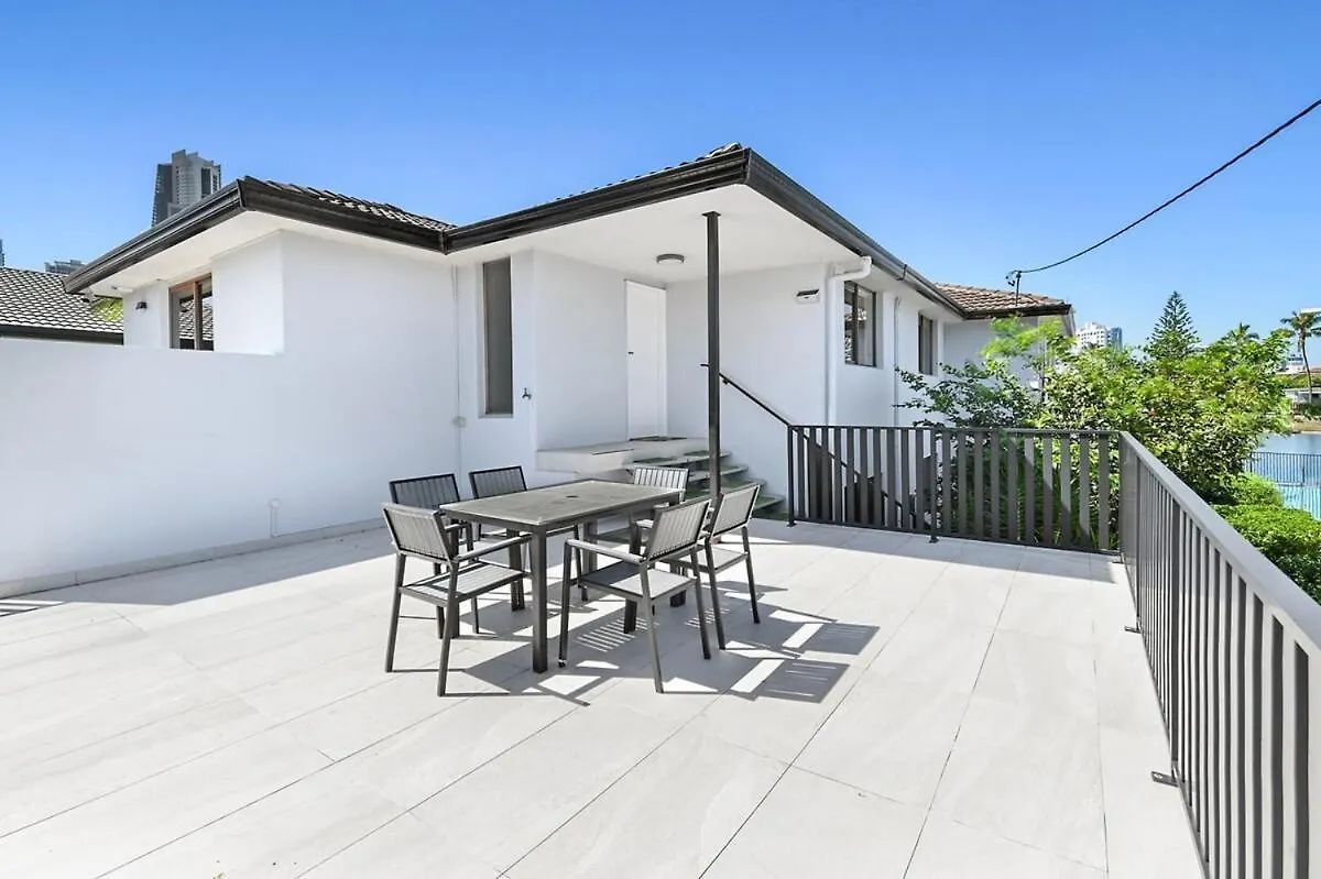 Riverside 3 Bedroom Sunny House In Surfers Paradise Gold Coast